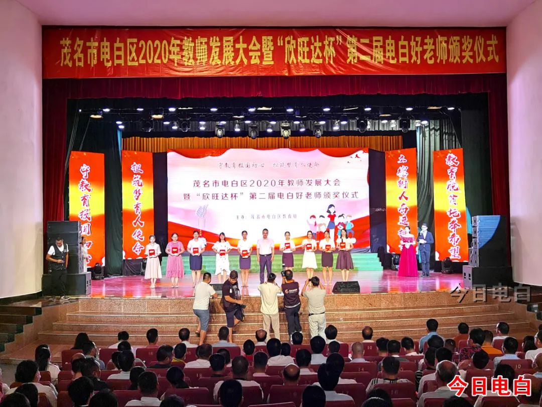 b3cd8aa49dfefff63bf7bd4675a882dd.jpeg b3cd8aa49dfefff63bf7bd4675a882dd.jpeg