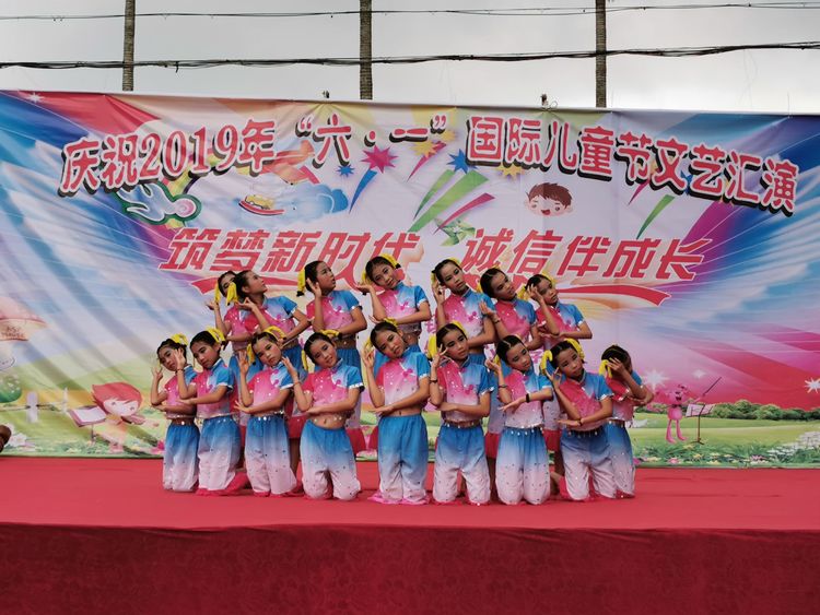 e7b51523002302e6cfe9e5fd48a1d02d.jpeg e7b51523002302e6cfe9e5fd48a1d02d.jpeg