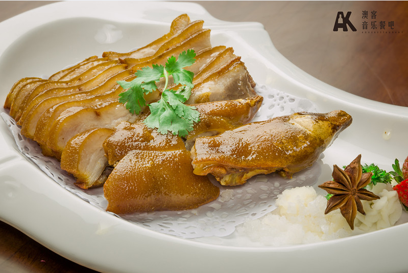 upload_2018-2-7_13-18-34.png upload_2018-2-7_13-18-34.png