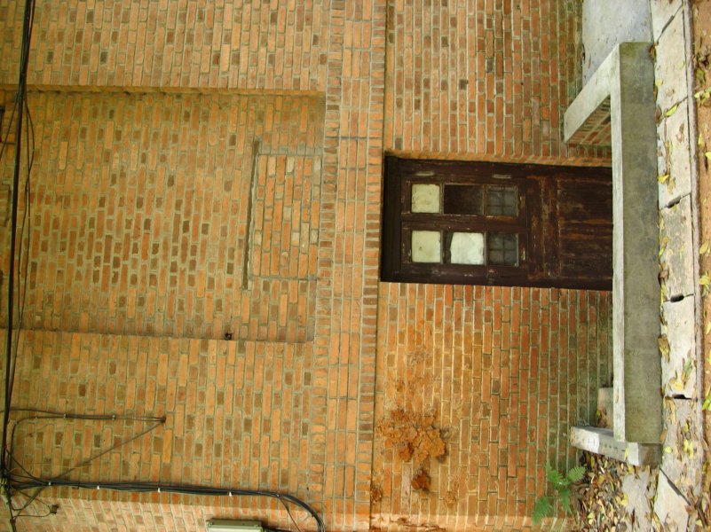 1083182693.jpg